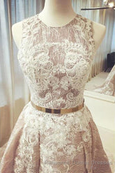 Gorgeous Round Neck Sleeveless Lace Semi Formal Prom Dresses Sweep Train with Appliques